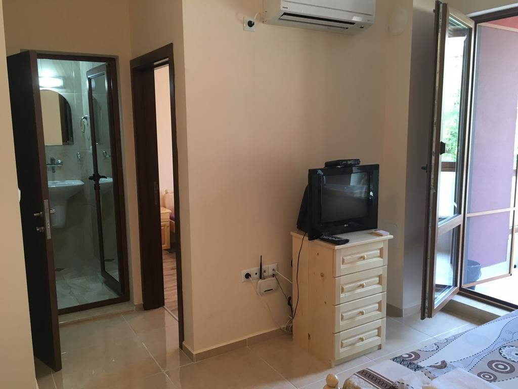 Apartment Martin Beach Pomorie Exterior photo